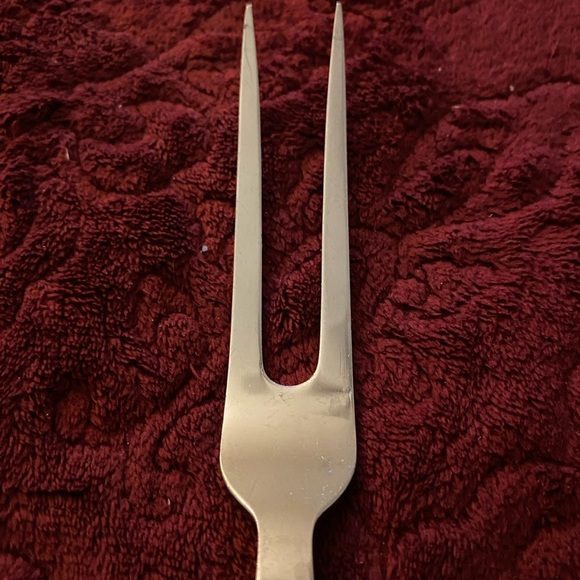 Regent Swords Lightening Edge Stainless Steel Carving Fork with Wooden Handle - Picture 2 of 6